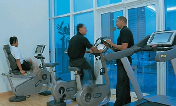 Tamani Marina Hotel Apart