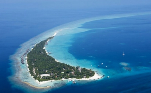 Kuramathi Island Resort