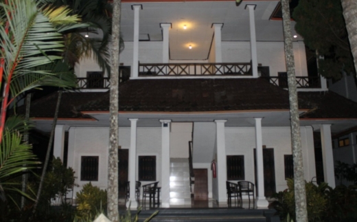 Puri Saron Senggigi Beach Hotel