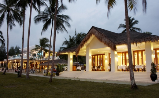 Kantary Beach Khao Lak Hotel Villas & Suites