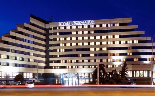 Pyramida Orea Hotel