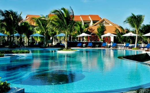 Golden Coast Resort & Spa