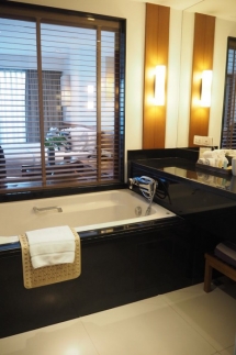 Woodlands Suites Serviced Residences