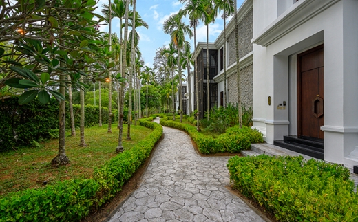 Maikhao Dream Villa Resort & Spa
