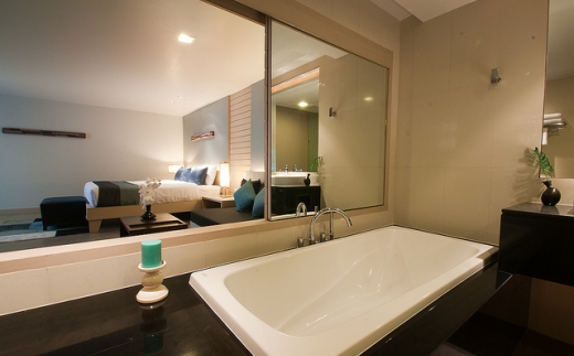 The Ashlee Heights Patong Hotel & Suites