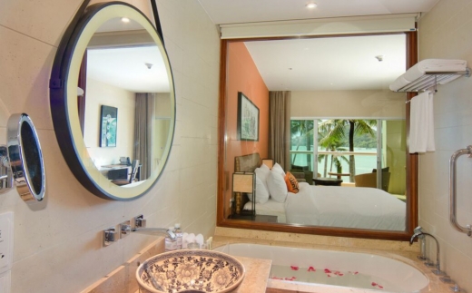 Crowne Plaza Phuket Panwa Resort