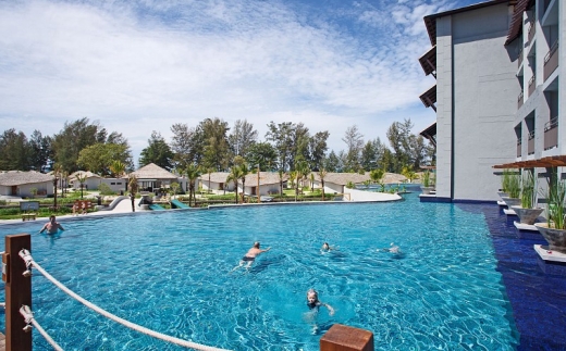 Mai Khao Lak Beach Resort & Spa