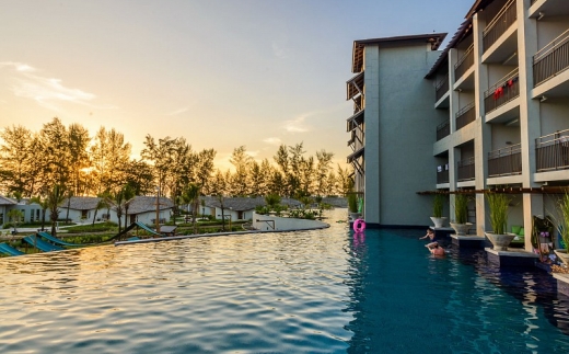 Mai Khao Lak Beach Resort & Spa