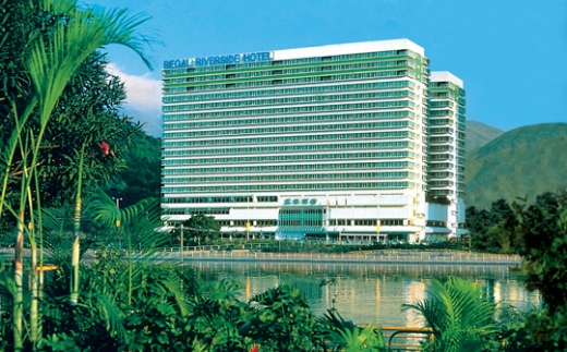 Regal Riverside Hotel