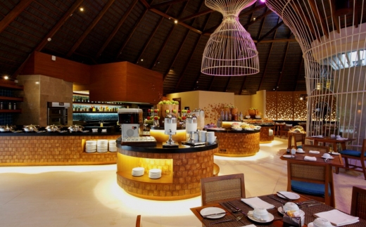 Centara Ras Fushi Resort & Spa