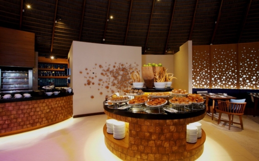 Centara Ras Fushi Resort & Spa