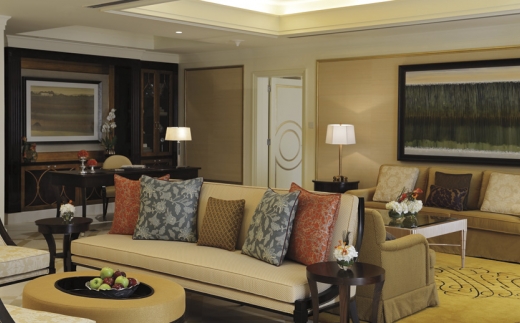 The Ritz- Carlton Abu Dhabi, Grand Canal