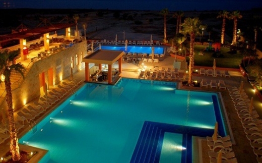 Winter Valley Warwick Resort & Spa Dead Sea