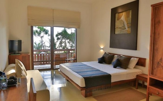 Pandanus Beach Resort & Spa