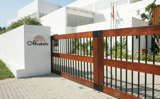 Michelle Beach Hotel