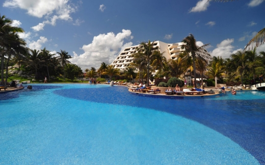 Oasis Cancun