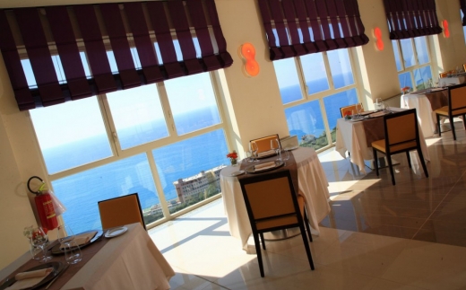 Grand Avalon Sikani