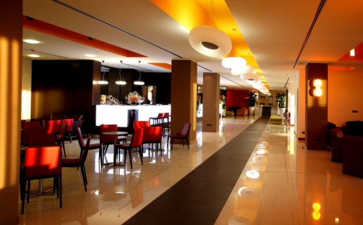 Grand Avalon Sikani
