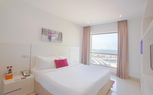 Ramada Hotel & Suites By Wyndham Jbr