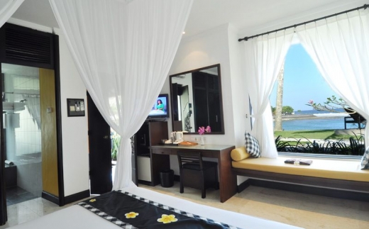 Candi Beach Resort & Spa