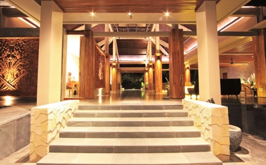 Candi Beach Resort & Spa