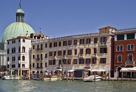 Carlton On The Grand Canal