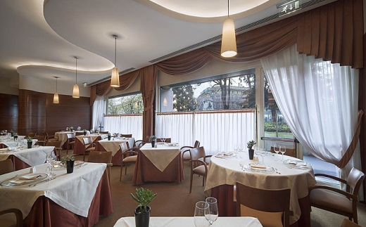 Unahotels Cusani