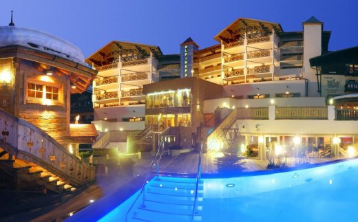 The Alpine Palace - New Balance Luxus Resort