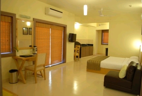 Sandalwood Hotel & Retreat