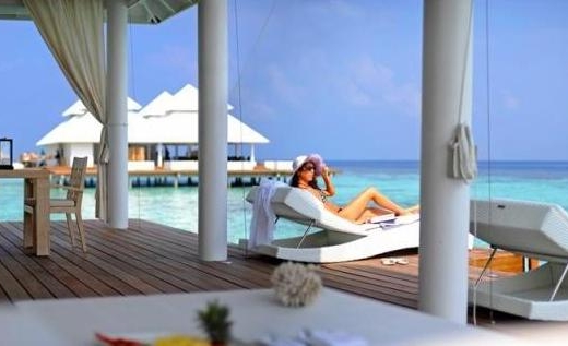 Diamonds Athuruga Beach & Water Villas Maldives