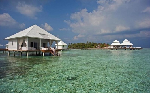 Diamonds Athuruga Beach & Water Villas Maldives