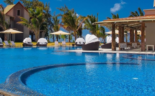 Crystals Beach Resort Belle Mare By Radisson