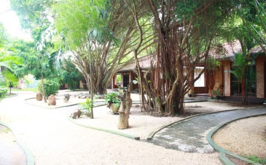 Kumudu Valley Resort