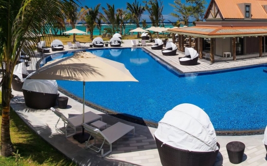 Crystals Beach Resort Belle Mare By Radisson