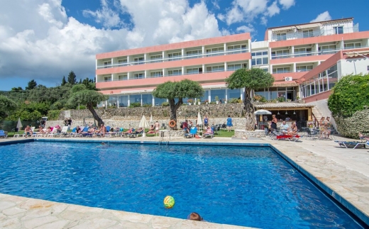 Alexandros Hotel