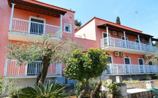 Evi-Ariti Apartments