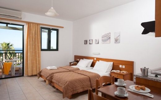 Asterias Village Apartments Hotel