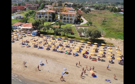 Vantaris Beach Hotel