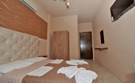 Coralli Holidays Rooms & Apartments