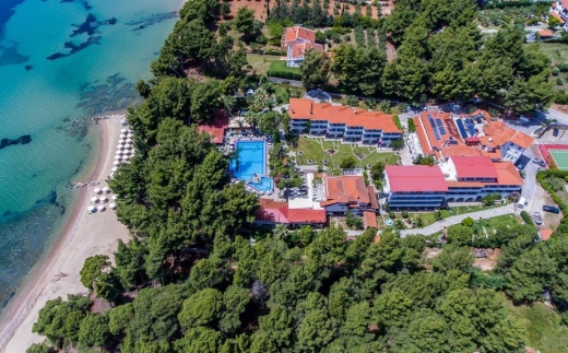 Porfi Beach Hotel