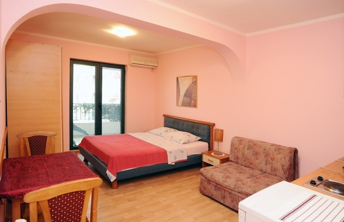 Apartments Lidija