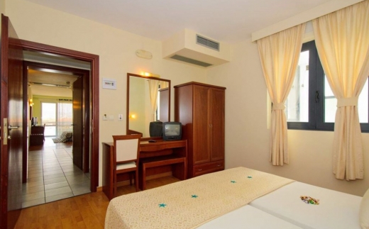 Evilion- Stilvi Hotel