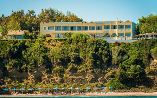 Niforeika Beach Hotel & Bungalows