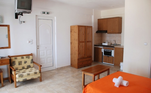Aithrio Hotel Apt