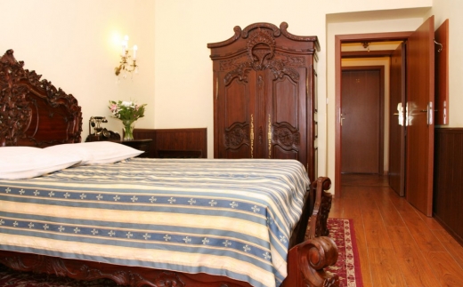 King Charles Boutique Residence