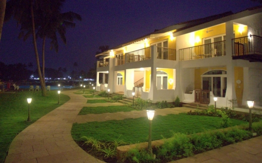 Acron Waterfront Resort