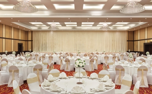 Ramada Hotel & Suites Ajman