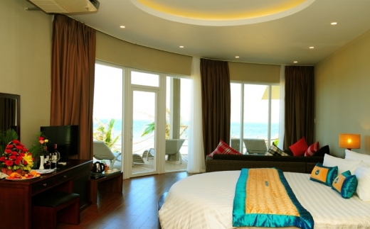 Sandunes Beach Resort & Spa