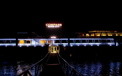 Compass River City Boatel