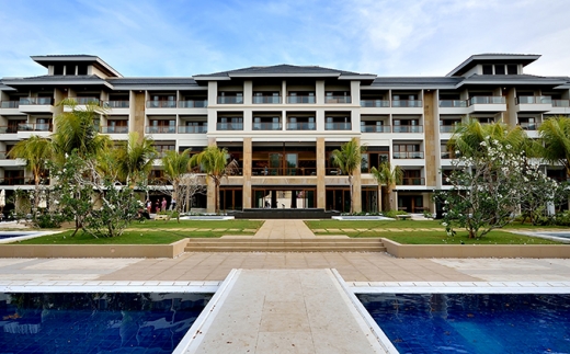 Henann Alona Beach Resort